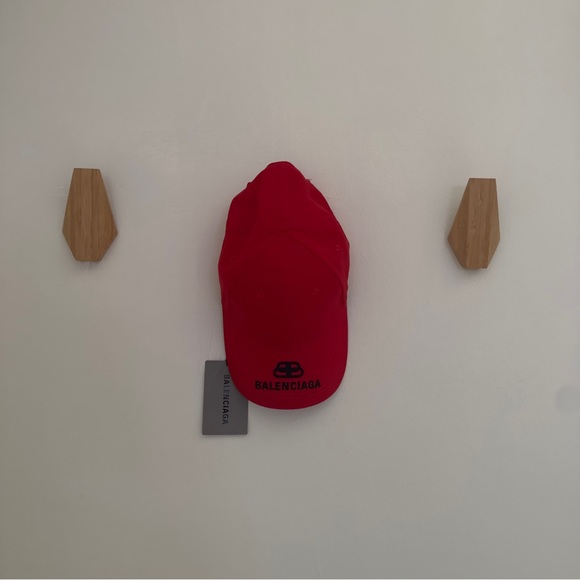 Balenciaga Embroidered Logo Baseball Cap - Picture 6 of 6